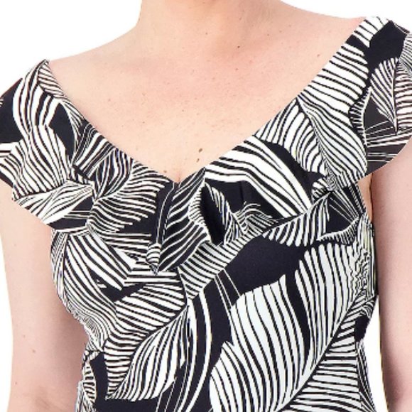 Susan Graver Soleil Shoulder Ruffle One-Piece Swimsuit   7515 - Picture 2 of 2